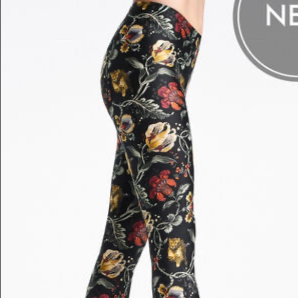 NIB Wolford Jungle Print tights